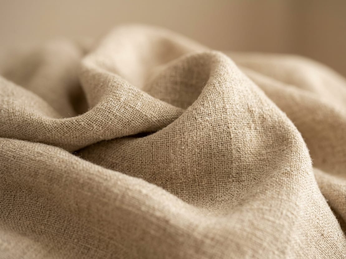 Natural linen, swatch-ready